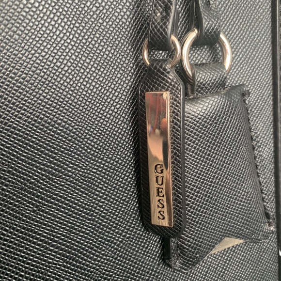 GUESS Kamryn Tote - Picture 6 of 7